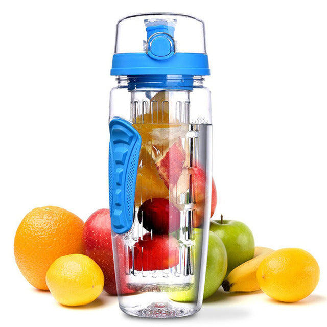 Gourde d'eau avec infuseur de Fruits - UstensilesCulinaires