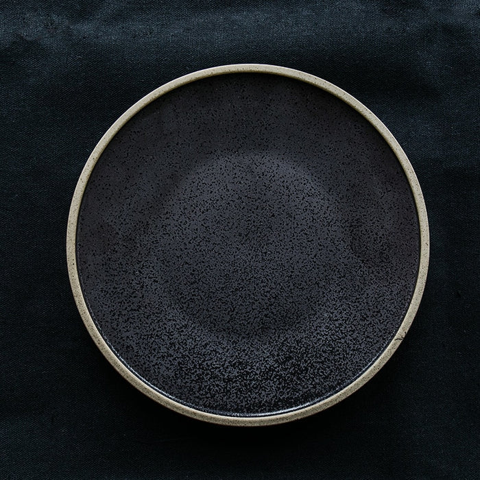 Assiettes plates en céramique de carbone - UstensilesCulinaires