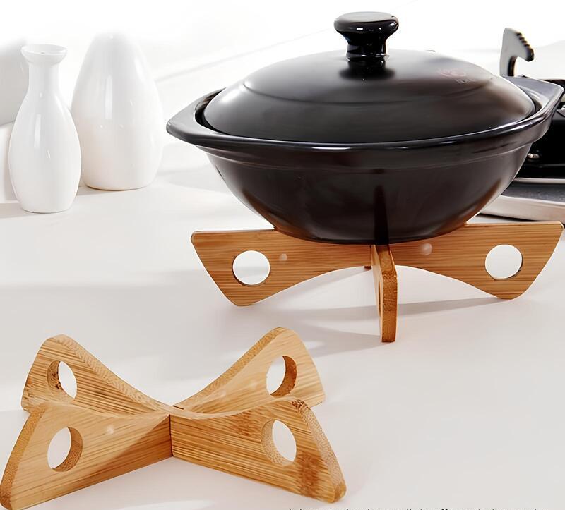 Dessous de plat en bois en forme de X