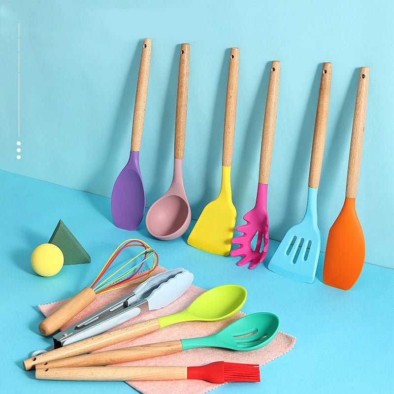 Set d'ustensiles de cuisine manche en bois 11 pièces - UstensilesCulinaires